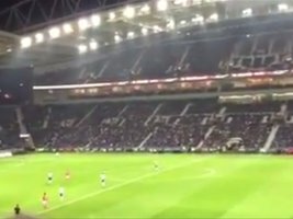 "Um bom Natal" cantado no Estádio do Dragão